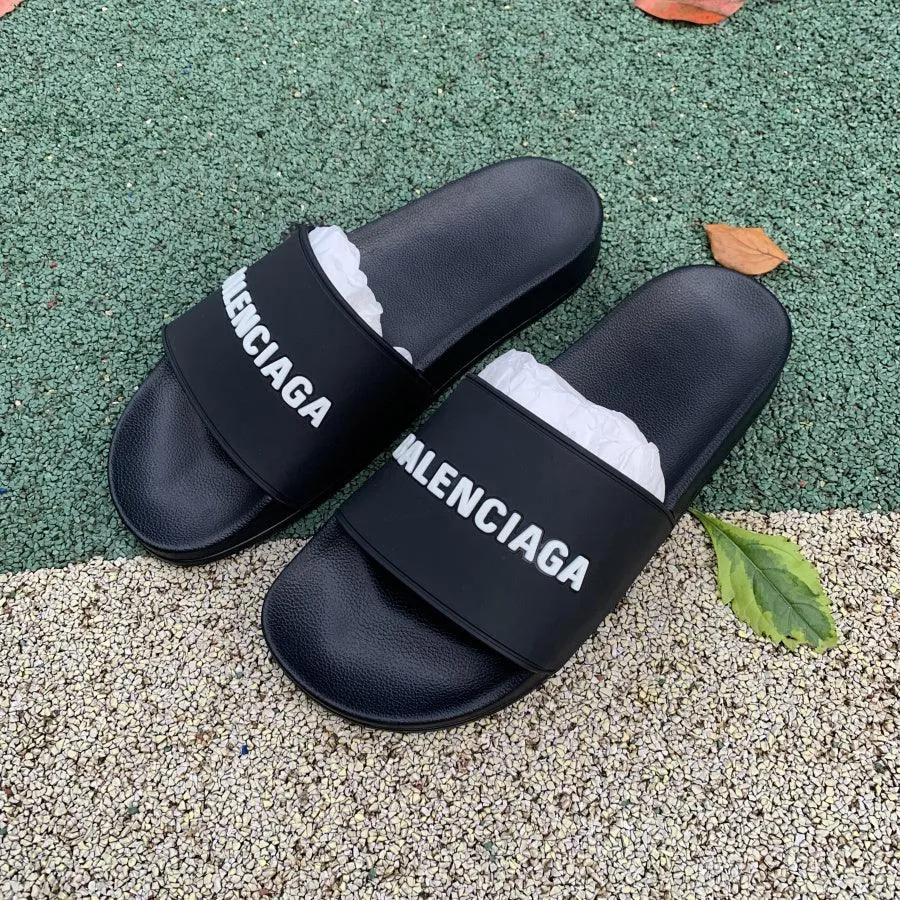 BALENCIAGA SLIPPERS LOGO *BLACK*